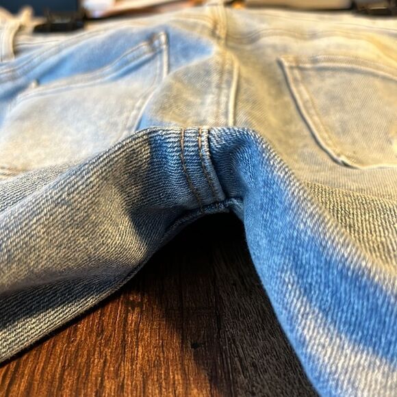 High Waisted Skinny Jeans, size 17 (Juniors) - Picture 4 of 16